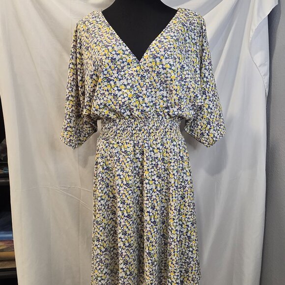 Staccato Dress Blue & Yellow Floral Size Large Fit-to-flare Smocked Waist - Picture 1 of 11